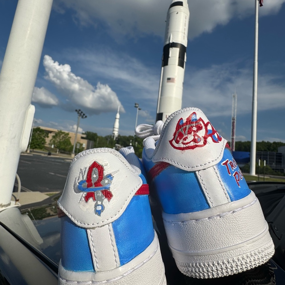 Custom Trash Panda Nike Air Force 1 W Sz 7.5/ Y6 - Picture 4 of 11